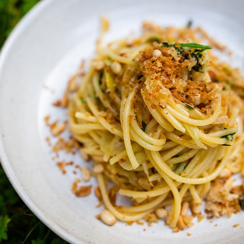 SPAGHETTI WITH SLOW ROASTED LEEK RECIPES